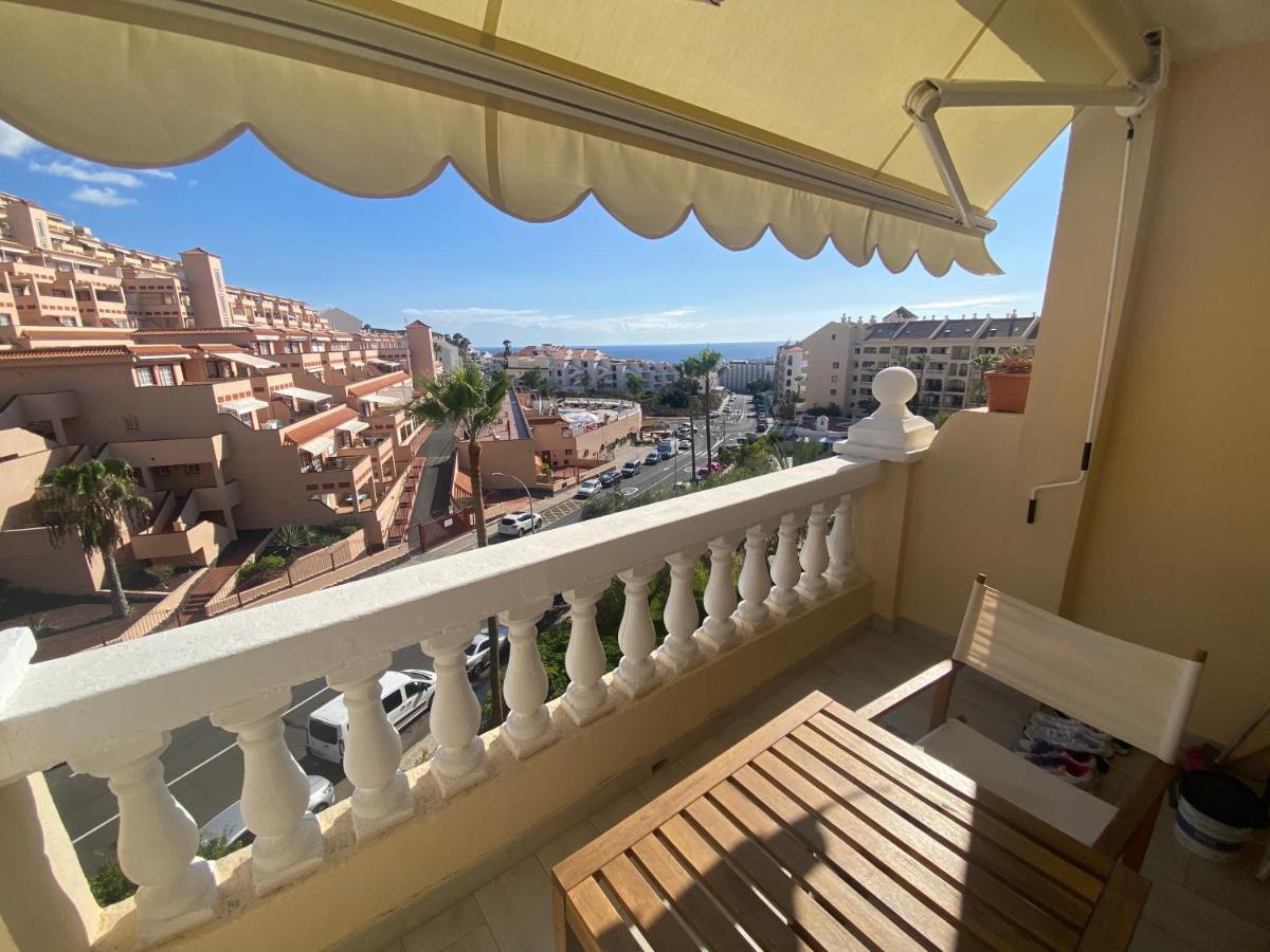 Top Floor, Panoramic Studio, Heated Pool Лос Кристианос Экстерьер фото